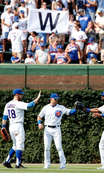 Schwarber, Rizzo HR homer, Cubs hold off Padres 5-4